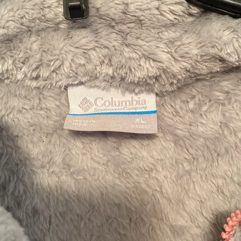 New Columbia jacket - Picture 3 of 10